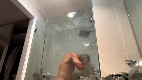 themilfandii online show from April 27, 9:40 am