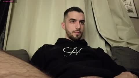 themmistokles online show from February 28, 8:35 pm