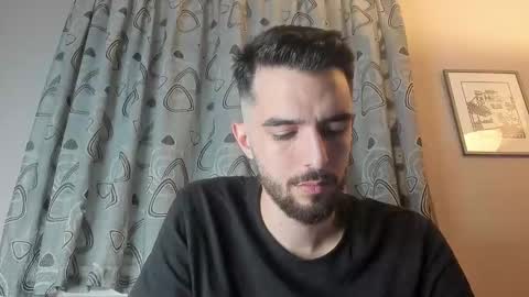 themmistokles online show from December 10, 3:01 pm