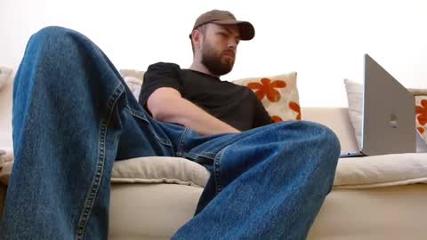 TheMonarchGoat online show from April 22, 4:08 am