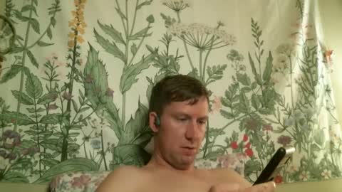 Daisy and Tim online show from February 9, 7:37 am