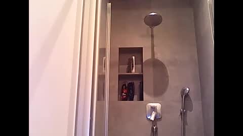 thenewdude1992 online show from October 6, 10:27 pm