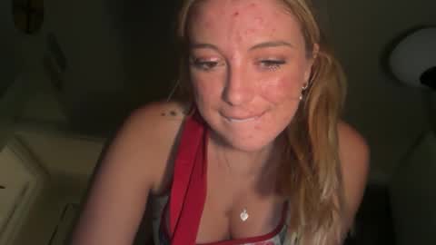 Ava online show from July 26, 10:57 am