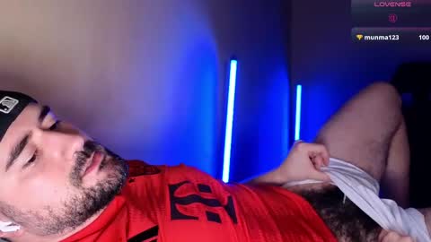 Theo Ravi online show from April 25, 3:52 am