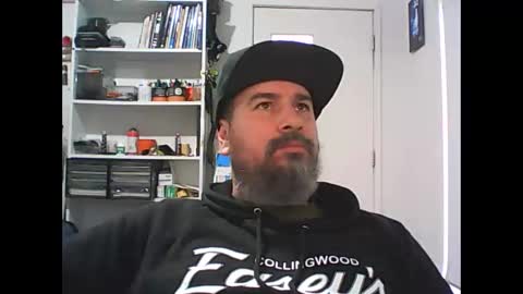 aussiebeard online show from November 29, 7:27 am