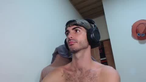 Santiago Enrique online show from April 24, 6:37 am