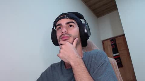 Santiago Enrique online show from March 12, 6:50 am