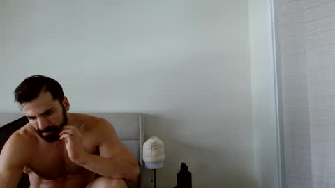 Yoshi online show from March 7, 7:47 pm