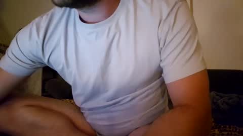 therealleon1994 online show from April 27, 8:39 pm