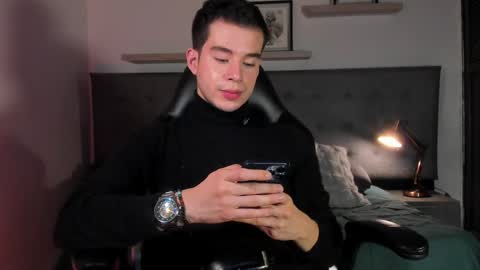     4th  online show from November 15, 6:09 pm