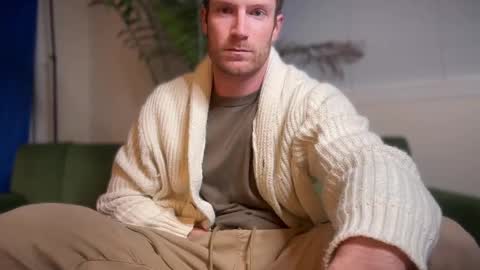 Snapshot of therealveggieboy chatting on October 15, 2:37 am Pookie online show from October 15, 2:37 am