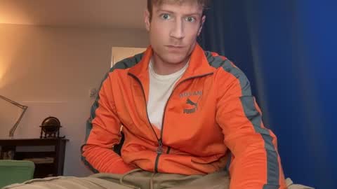 Snapshot of therealveggieboy chatting on March 6, 3:02 am Pookie online show from March 6, 3:02 am