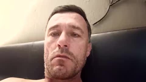 therock19811 online show from February 8, 5:22 am