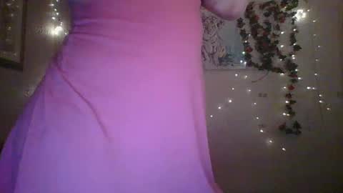 sillymillie0 online show from December 11, 1:37 am