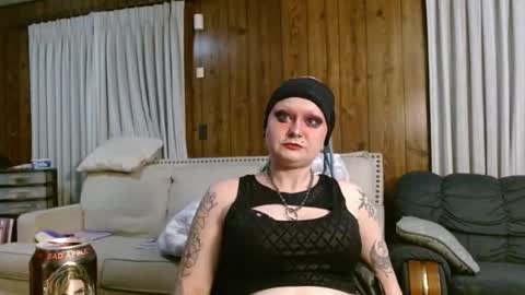 Siren of the Fae online show from April 14, 12:47 am