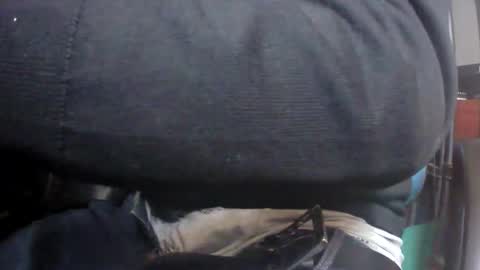 thesixpack_ online show from December 13, 7:21 pm