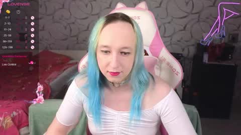 The Great And Powerful Trixie online show from November 5, 11:45 am