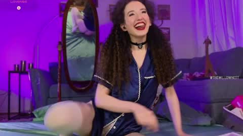 thewillownest online show from April 19, 2:51 pm