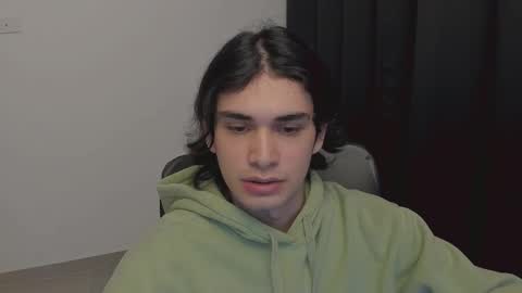 thiaan__ online show from March 12, 1:25 am