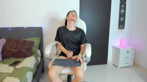 Manuel online show from February 3, 6:40 am