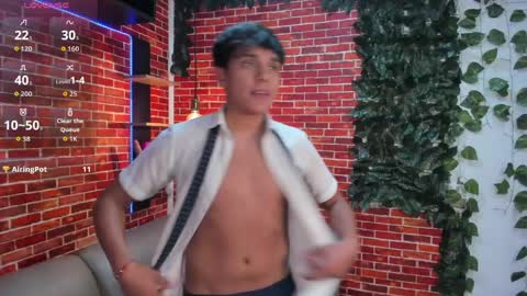 thiago online show from April 1, 2:58 pm