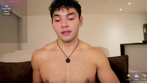 Just Thiago  online show from March 16, 2:48 am