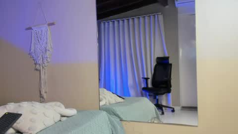 THIAGO online show from April 22, 4:36 pm