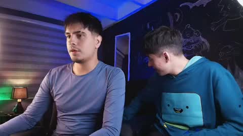 Thiago online show from April 15, 3:10 am