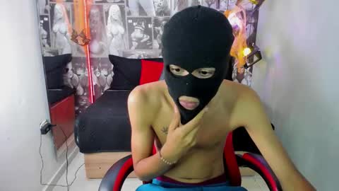 Snapshot of thiago_valtier chatting on October 22, 1:57 pm T H I A G O online show from October 22, 1:57 pm