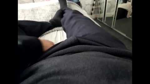 thicksingarters online show from December 4, 1:47 pm