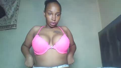 thickymamii online show from June 1, 1:23 pm