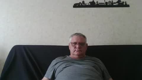 Thierrysymp online show from June 27, 3:40 pm