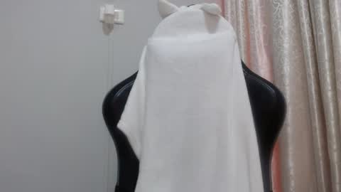 sara online show from April 8, 2:14 am