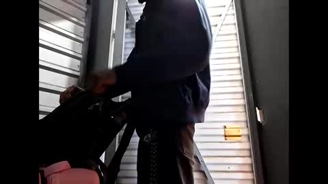 thirdlegkenny online show from January 11, 2:23 pm