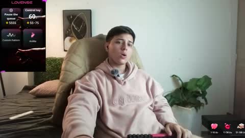 thom_ohtani online show from February 12, 12:47 am