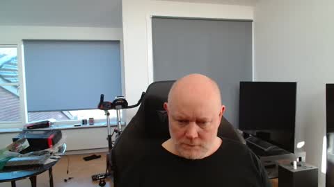 thomas315627 online show from April 27, 6:22 am