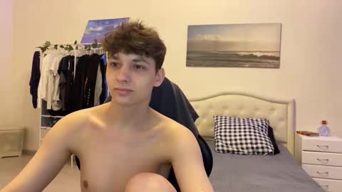 Thomas Hill online show from October 1, 6:40 pm