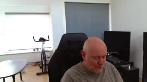 thomas806035 online show from July 21, 12:07 pm