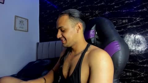 Thomas online show from February 28, 12:03 am