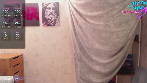 Snapshot of thomas_blackfield chatting on February 4, 11:38 pm Thomas online show from February 4, 11:38 pm