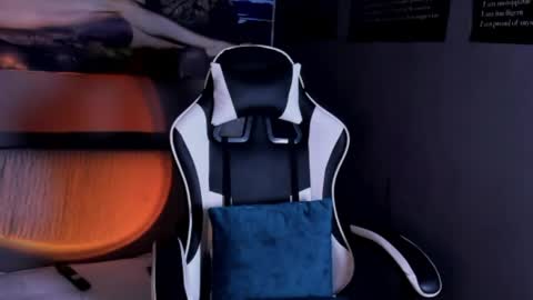 Thomas 3  JUST STAY AND BE MY LAST LOVE online show from April 23, 5:15 am