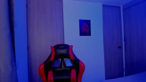 Thomas online show from September 12, 2:35 am