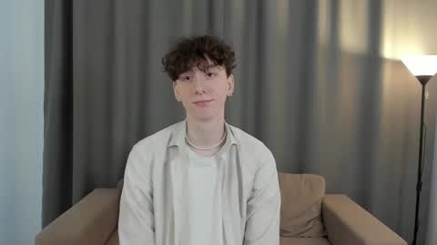 Thomas online show from February 26, 2:19 am