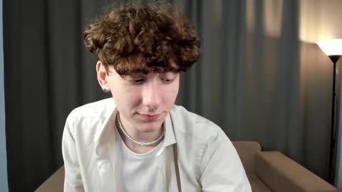 Thomas online show from March 5, 2:14 am