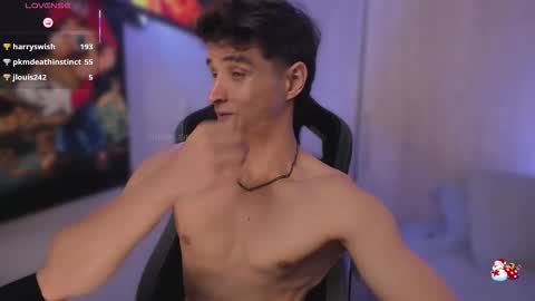 Thom Klein online show from December 5, 8:17 pm