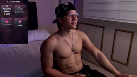 Thony online show from March 14, 7:40 pm