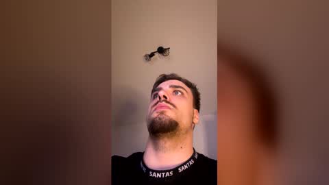 thorodinson03 online show from March 18, 12:27 am