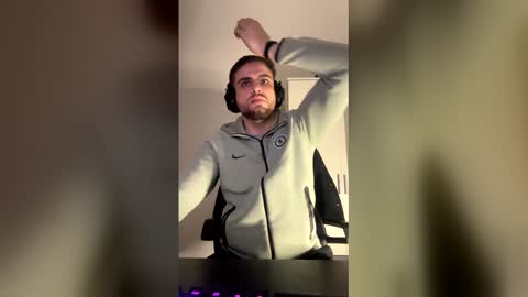 thorodinson03 online show from February 16, 6:06 pm