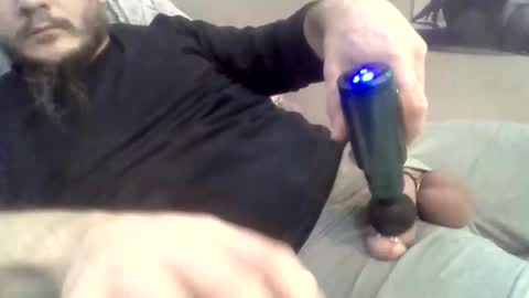 thunder8u42 online show from December 5, 5:55 pm