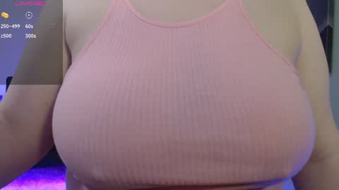 Tia Bella online show from June 22, 4:14 pm